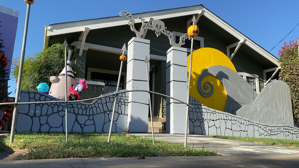 'The Albertson Halloween House' is a movie set in a front-yard