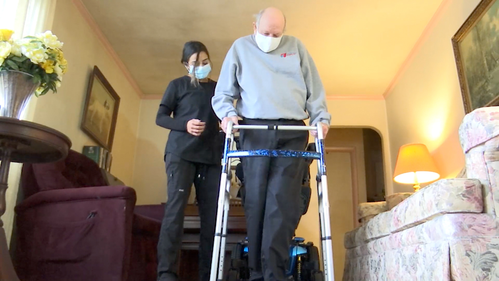 Physical therapy student donates mobility equipment to seniors 6abc