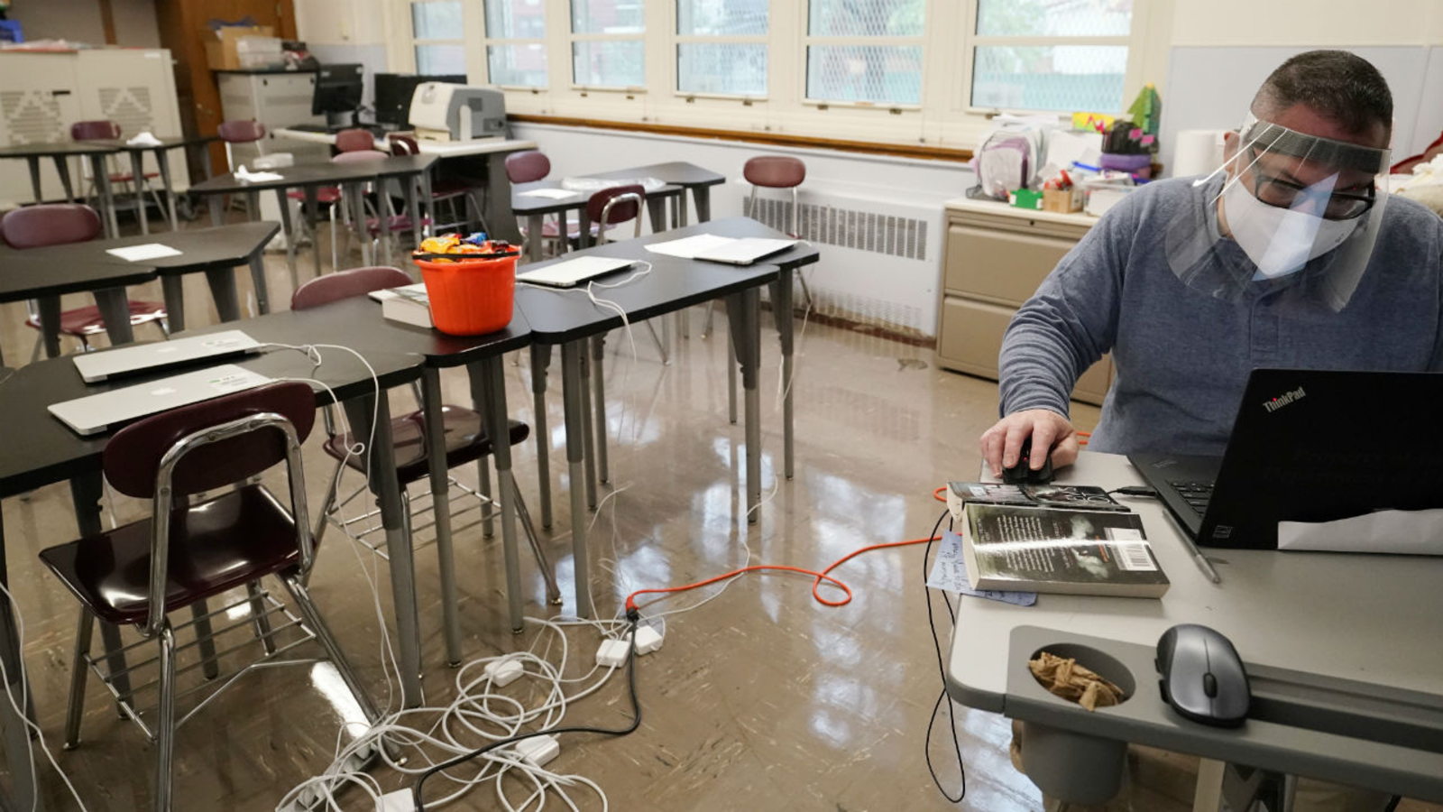 COVID New York Cuomo announces guidelines for schools to reopen in