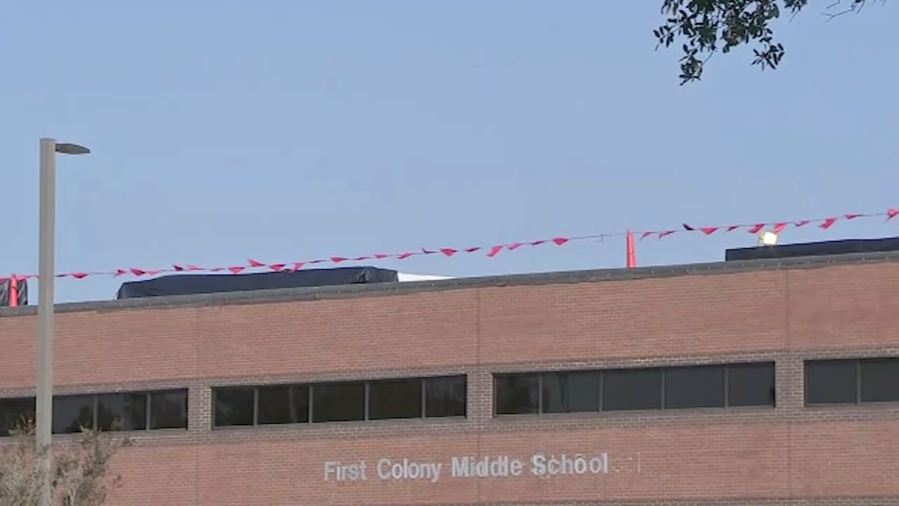 Construction works falls to death at First Colony Middle School