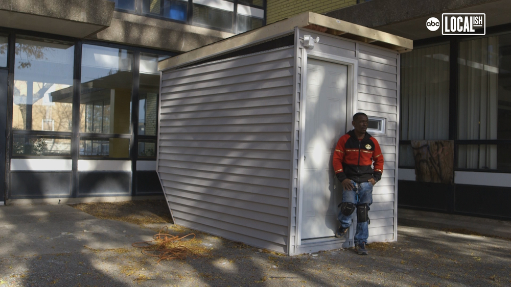 Carpenter builds tiny homes for homeless
