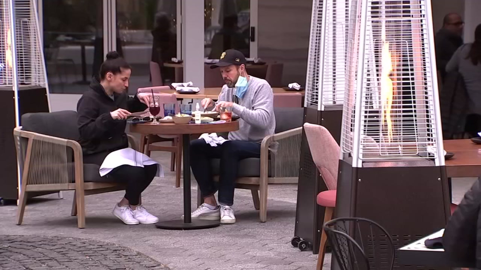 Santa Clara Co To Suspend Indoor Dining Expects To Move Back Into Red Tier On Tuesday - Abc7 San Francisco