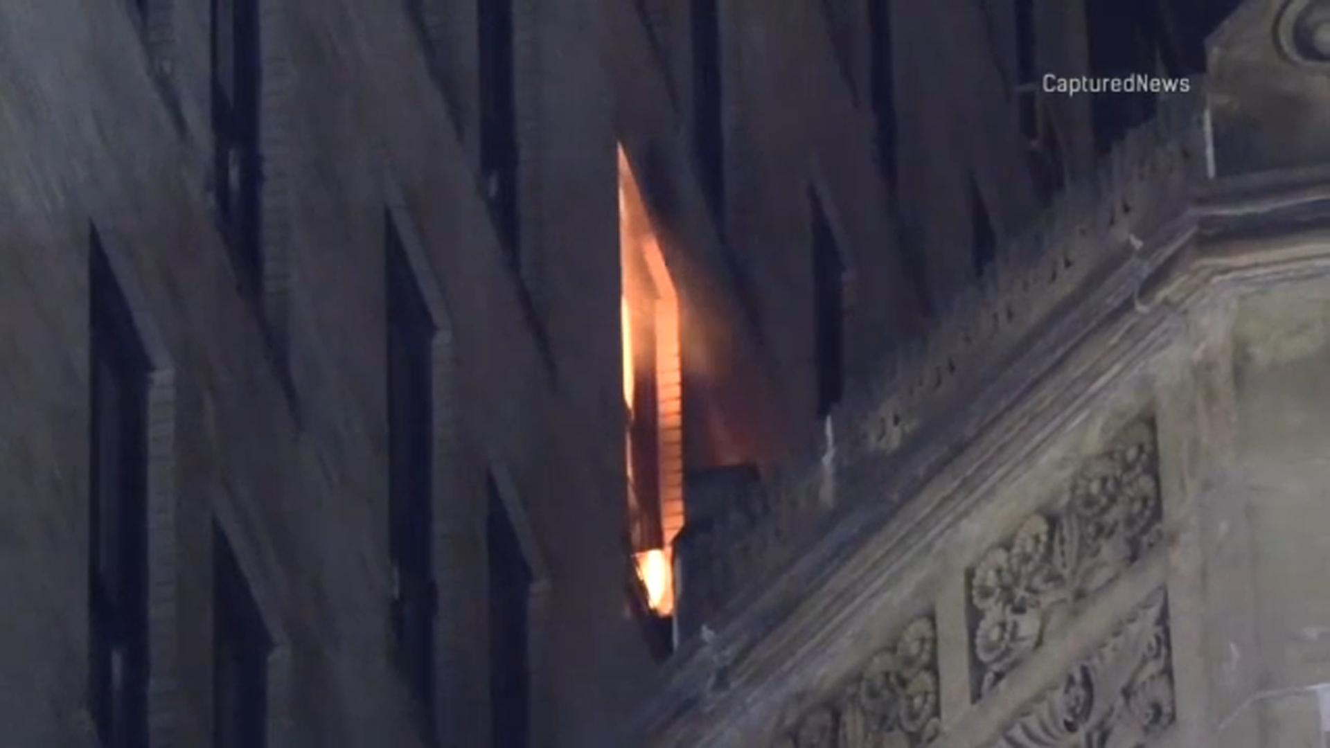 Man charged with setting fire at Loop high-rise on Jeweler's Row