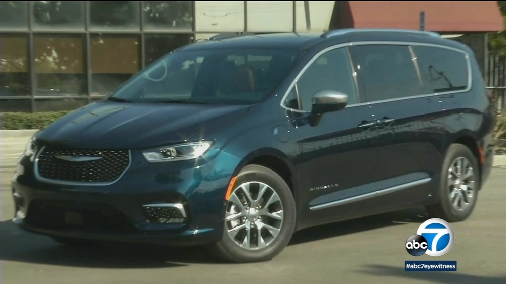 New 2021 minivans offer features like hybrid power, safety technology, family comfort