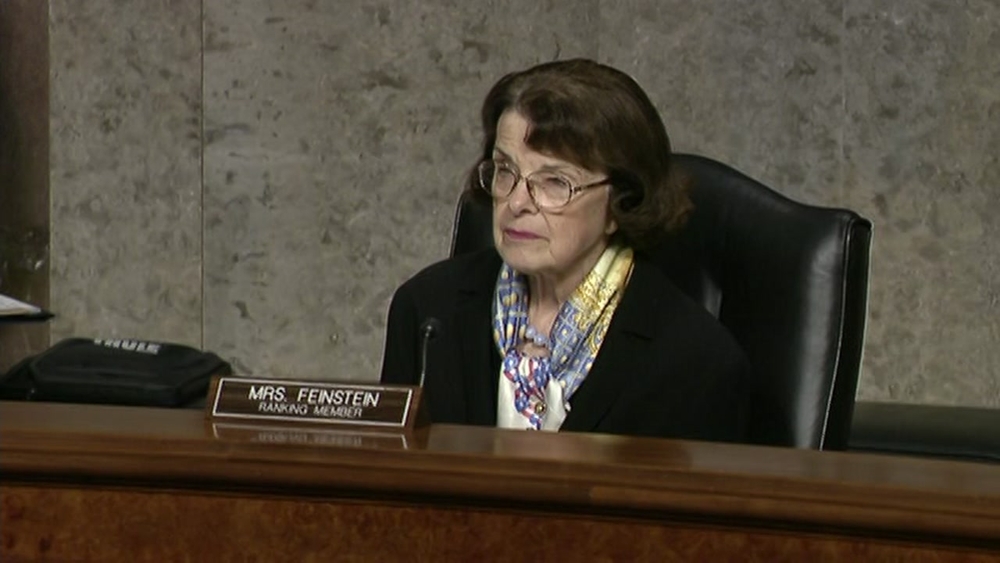 Is Sen. Dianne Feinstein mentally unfit to serve?