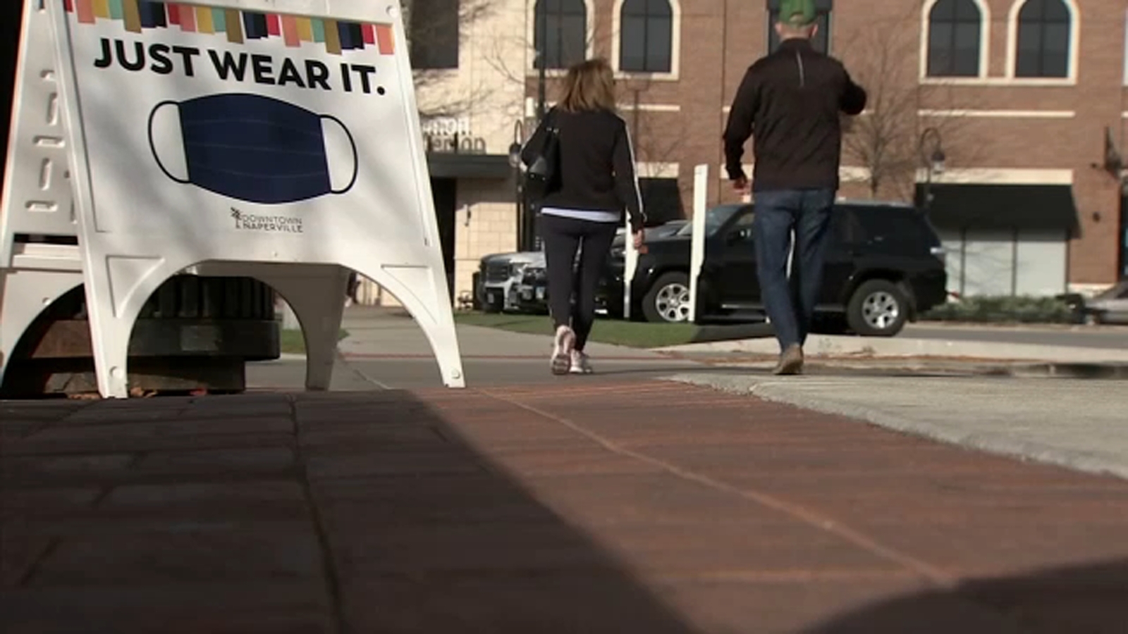 COVID19 Illinois Naperville considering mandatory mask mandate to