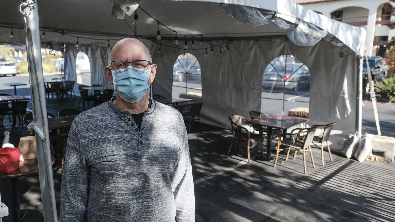 Outdoor restaurant dining is allowed everywhere in California, but is