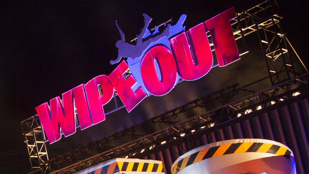 'Wipeout' contestant dies after competing in obstacle course