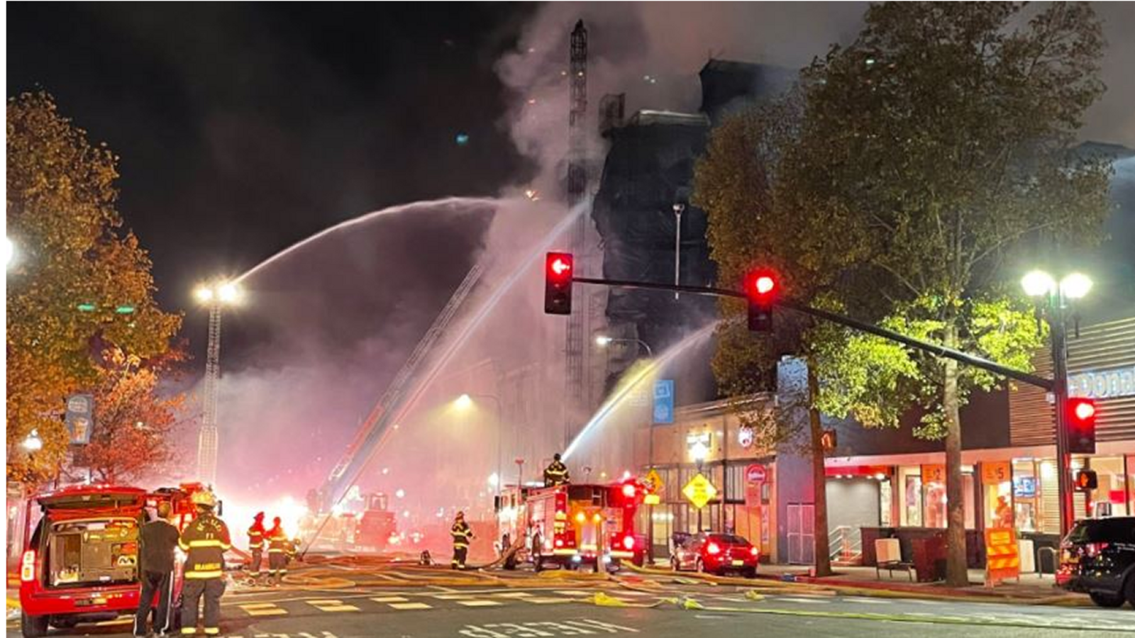 Crews battle 6alarm fire at apartment building in Berkeley near UC