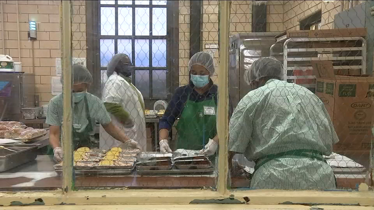 With NYC schools closed, city providing free meals for kids, adults
