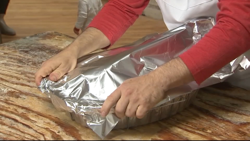 Despite Covid 19 Pandemic Turkey Cooking Tradition Continues At Cacia S Bakery In South Philadelphia 6abc Philadelphia