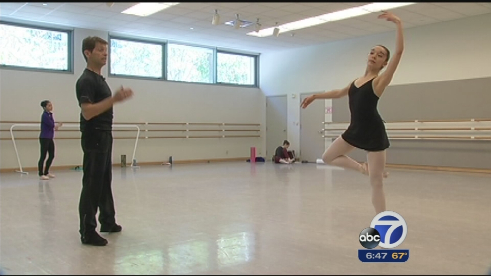 students-at-sf-ballet-school-gear-up-for-showcase-performance-abc7