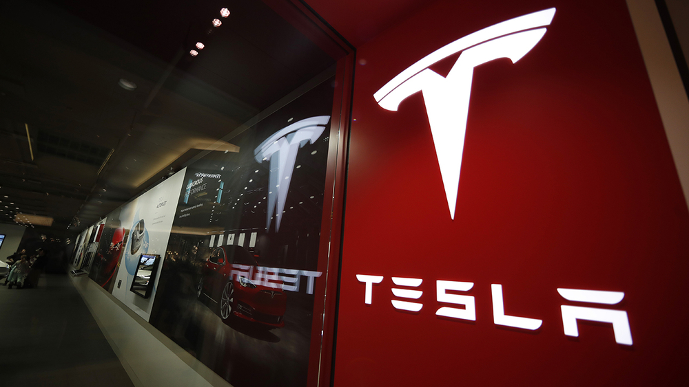 Elon Musk says Tesla will unveil its 'robotaxi' this summer