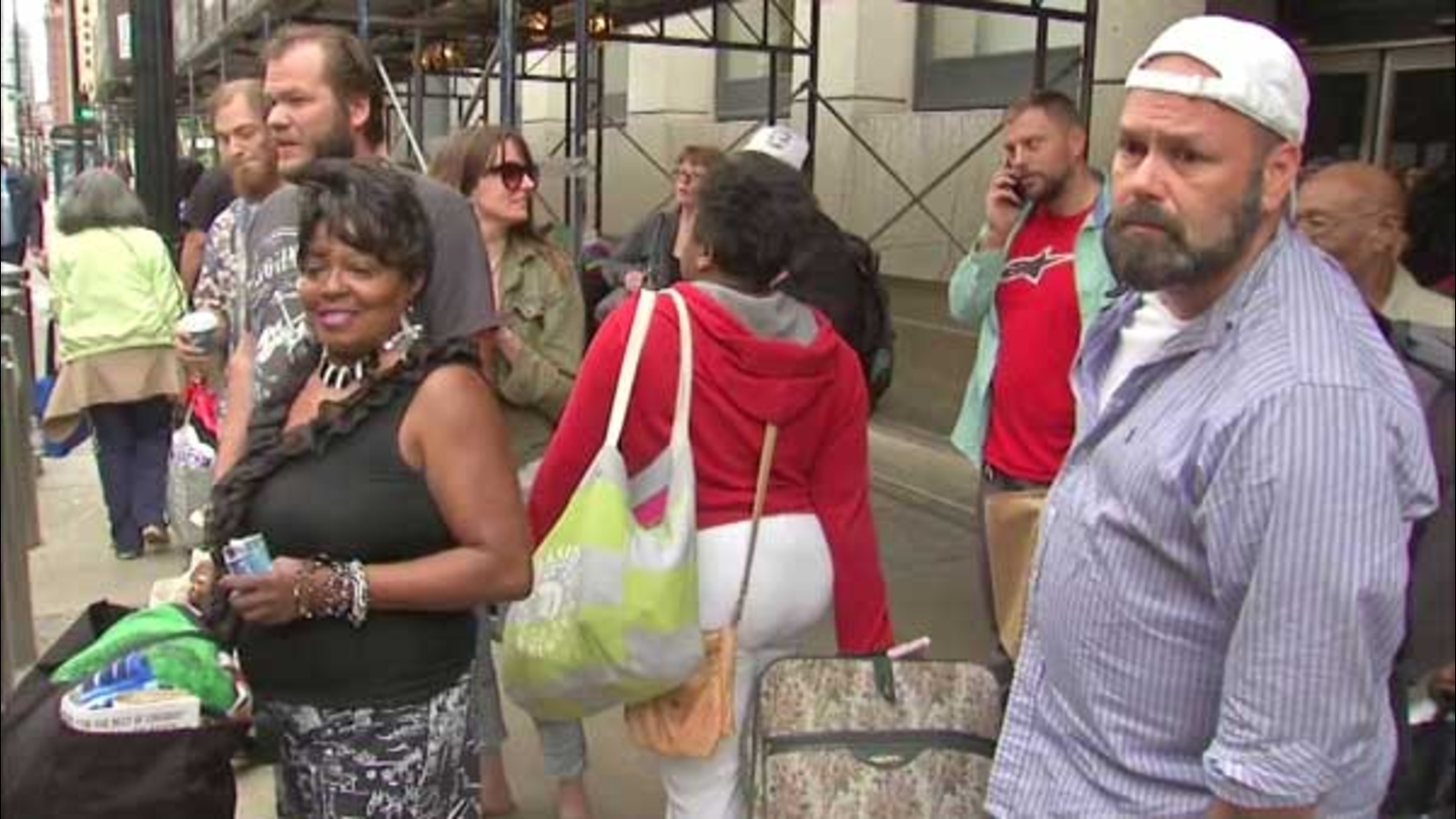 Amtrak passengers stuck on train for 14 hours, forced to return to