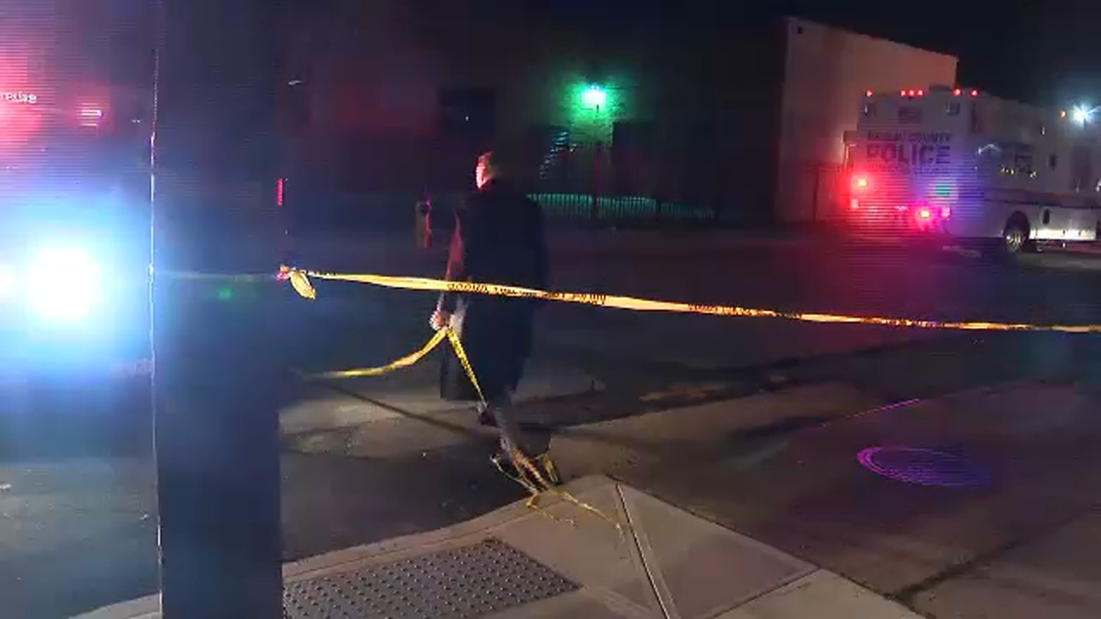 Murder investigation after 1 man killed, another shot in Freeport, Long