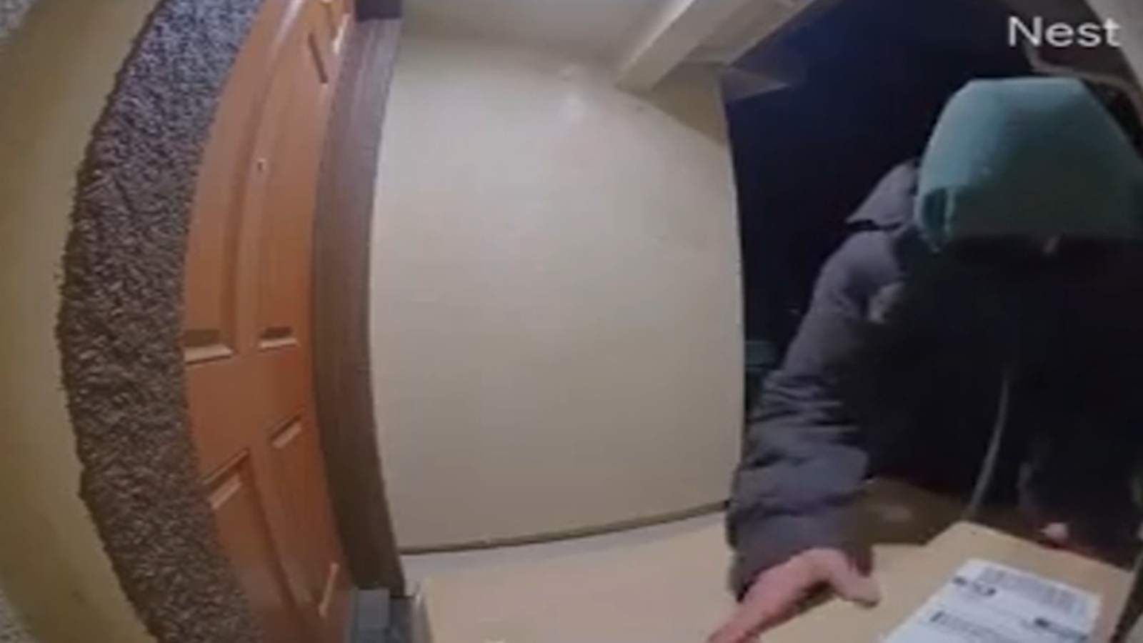 Merced Police searching for porch pirates caught on camera - ABC30 Fresno