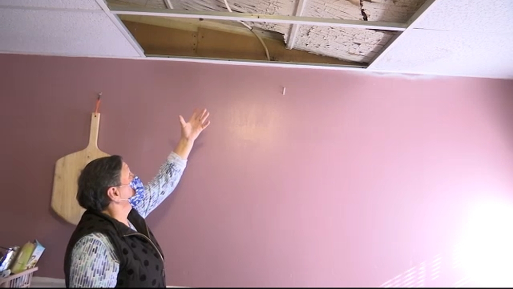 Port Richmond grandmother receives new roof thanks to community police officers
