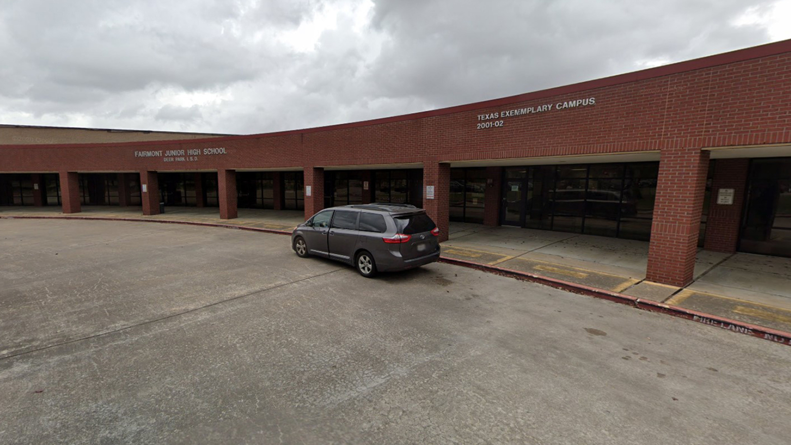 Fairmont Junior High student brings weapon to school, Deer Park ISD says ABC13 Houston