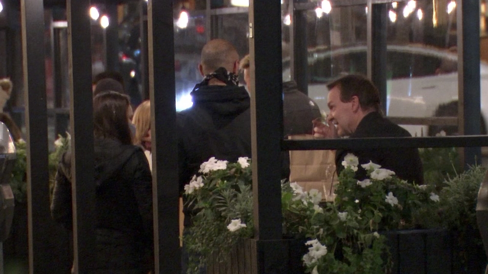 SF restaurant patrons eat outside despite stay-at-home order