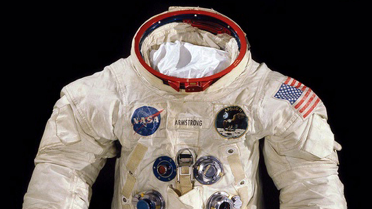 Smithsonian asks you to help save Neil Armstrong's spacesuit ABC11