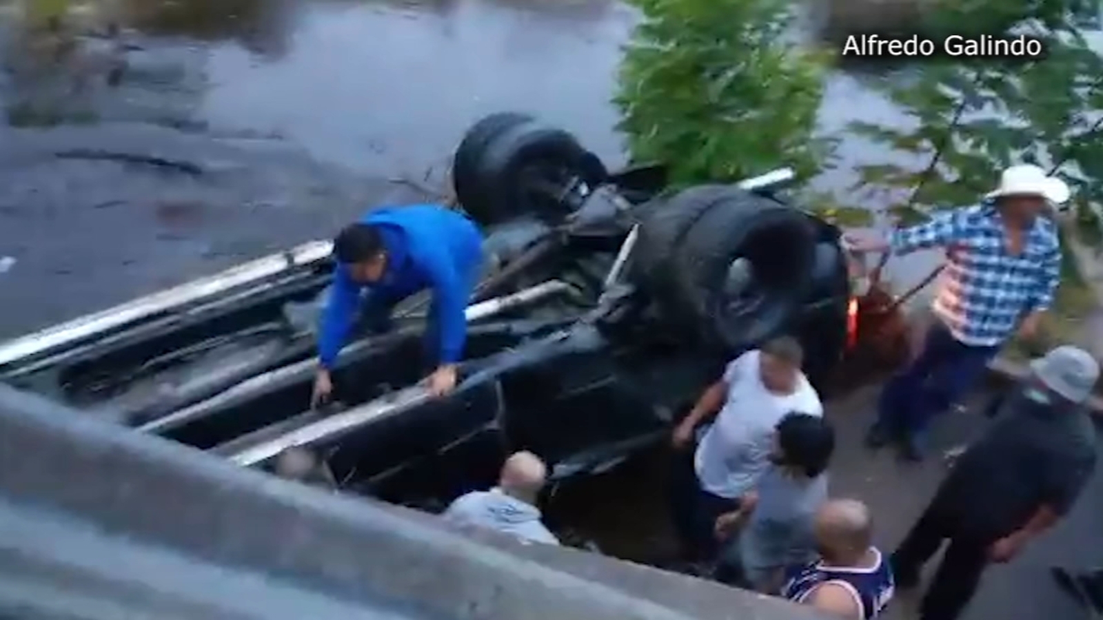 Rogelio Villafaña has died 11 days after his car was seen flipped over