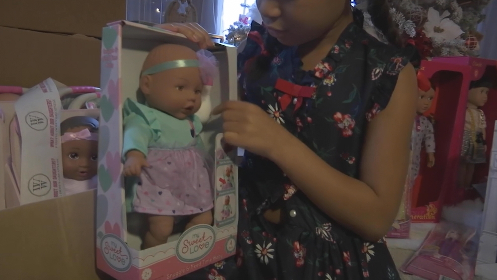 Delaware girl hopes toy drive puts smiles on other girls' faces