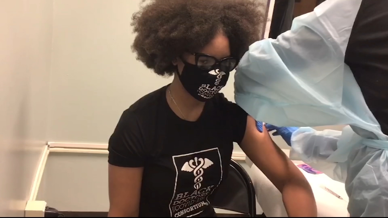 Black Doctors COVID Consortium 17-year-old volunteer gets coronavirus vaccine