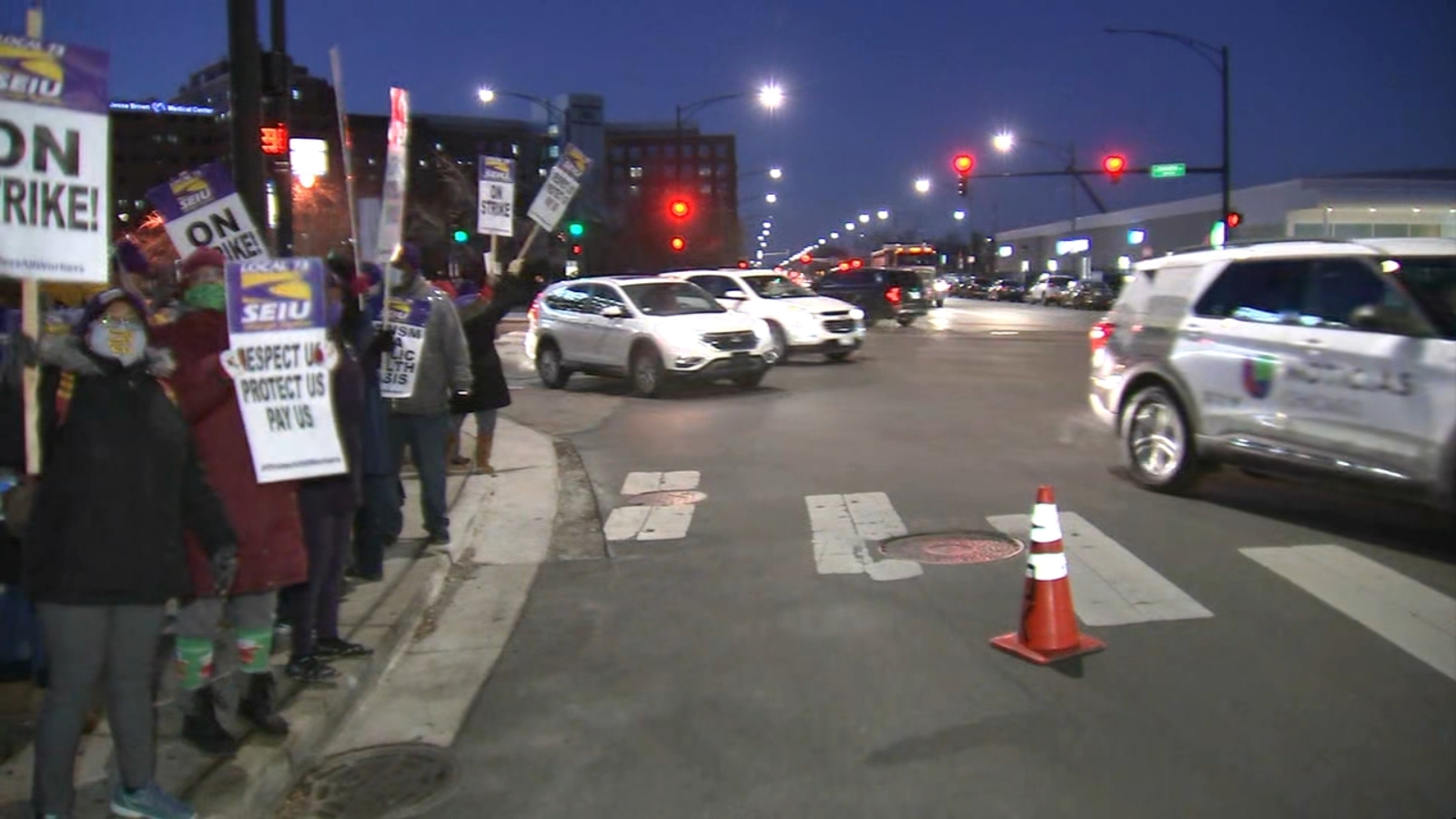 Cook County employees strike at Stroger Hospital ABC7 Chicago