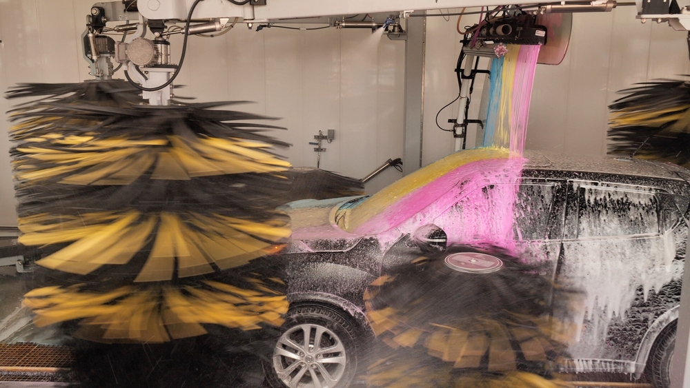 Buc-ee's has the longest car wash in the world.
