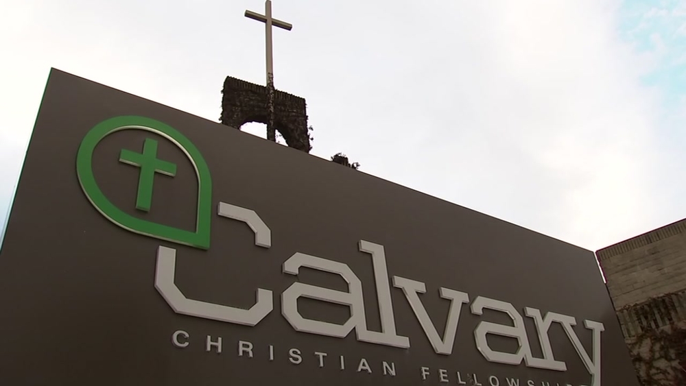 Bay Area church holds mask-free Christmas Eve indoor service