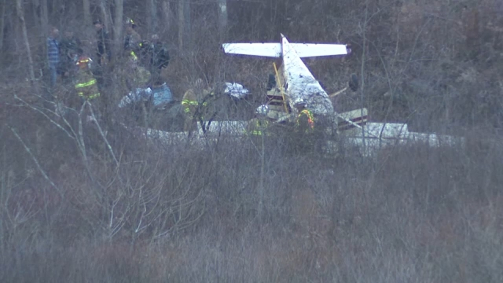 FAA Singleengine plane crashes at Dutchess County airport ABC7 New York