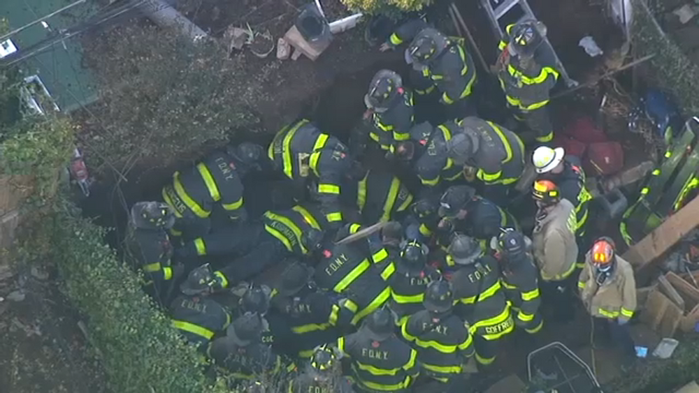 1 killed, worker rescued after Brooklyn wall collapse