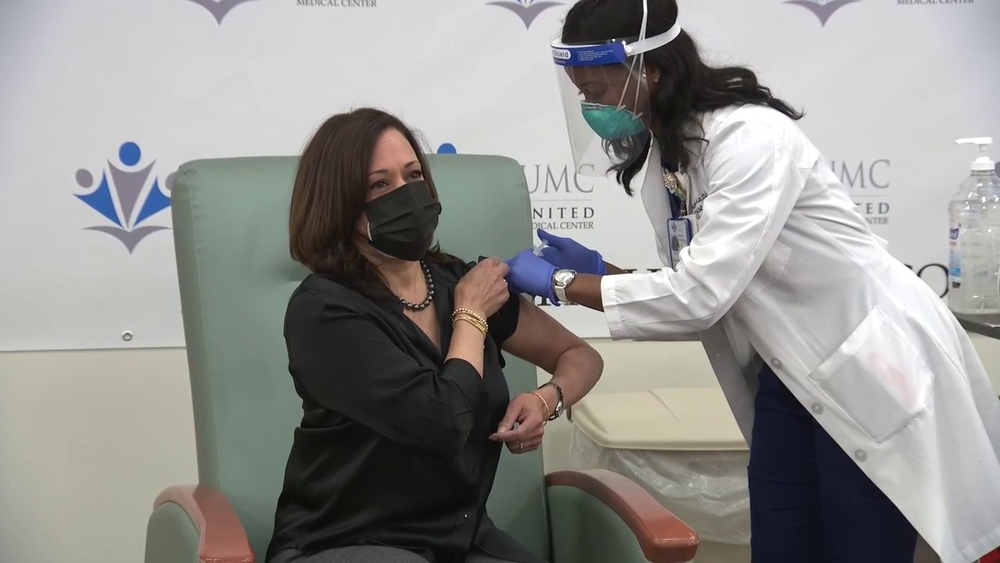 Kamala Harris receives COVID-19 vaccine