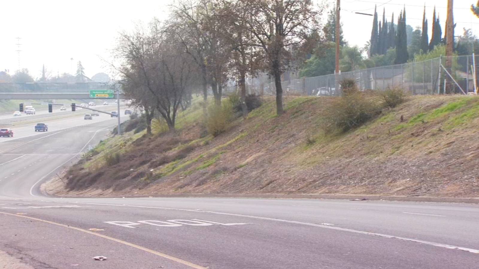 One killed, one injured in possible DUI crash in central Fresno - ABC30 ...