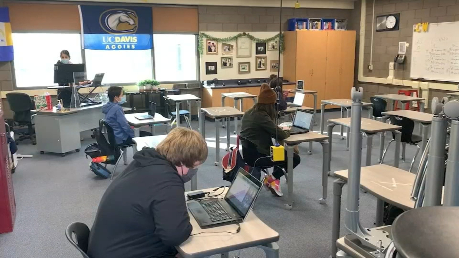 Clovis Unified School District delays bringing back secondary students - Vimarsana News