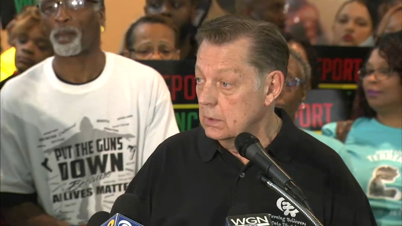 Father Michael Pfleger accused of sexually abusing child decades ago, steps away from ministry: archdiocese