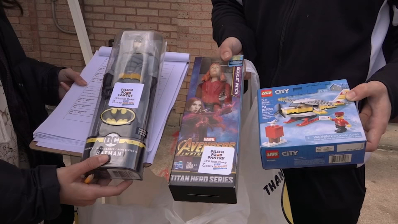 Los Reyes Magos, 'Three Wise Men,' celebrated at Pilsen Food Pantry