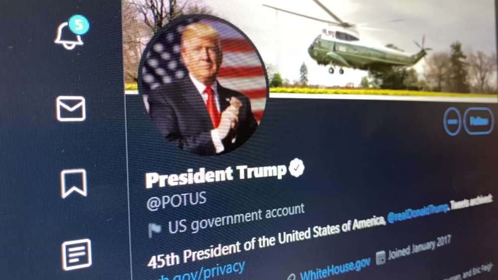 Analysts say suspending Trump's social media is 'right thing'