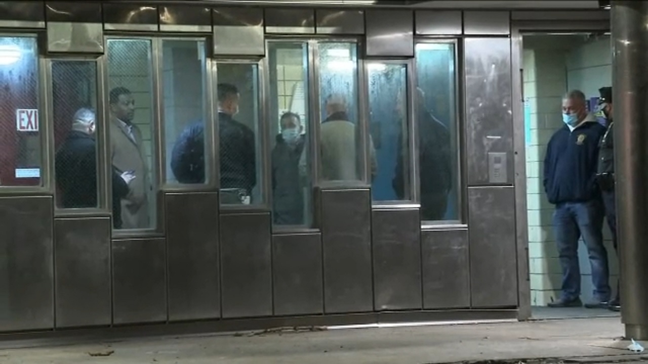 Teenager fatally shot in hallway of Brooklyn apartment