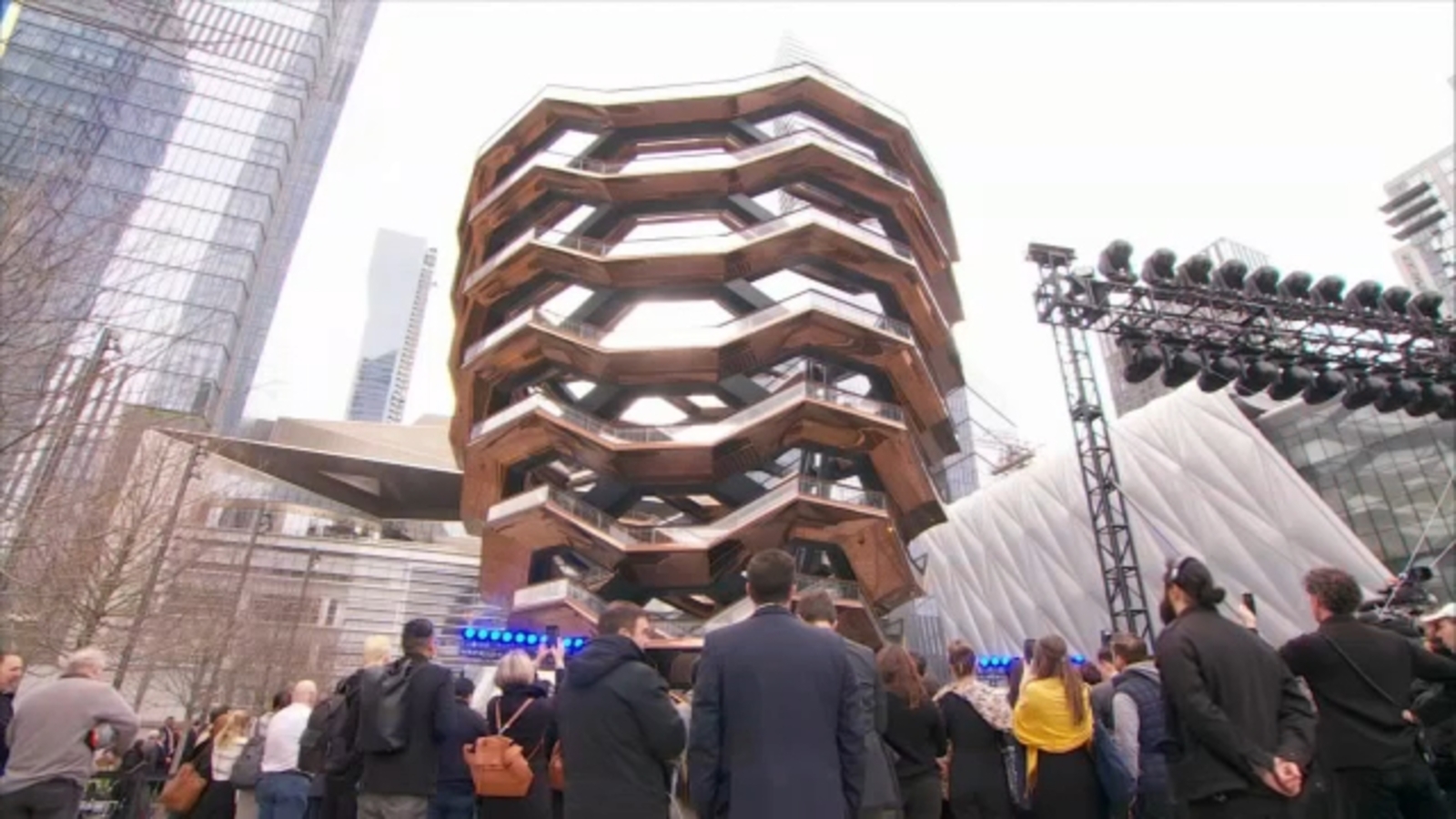 Hudson Yards Vessel closes indefinitely due to string of suicides ABC7 New York
