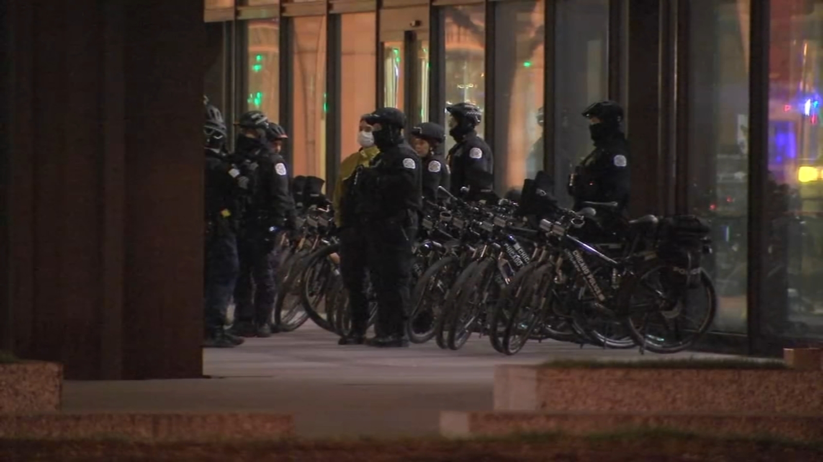 Chicago police hold 'preparedness drill' as concerns over 'domestic violent extremists' rise - Vimarsana News