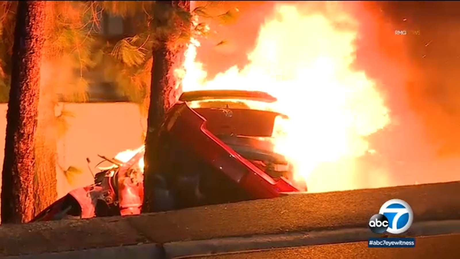 1 dead, officer hurt after pursuit ends with fiery crash in North Hills - Vimarsana News