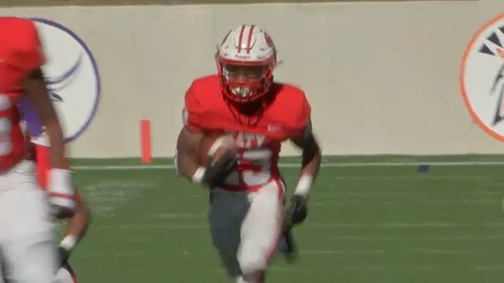 Katy takes on Cedar Hill in 6A Division 2 state championship