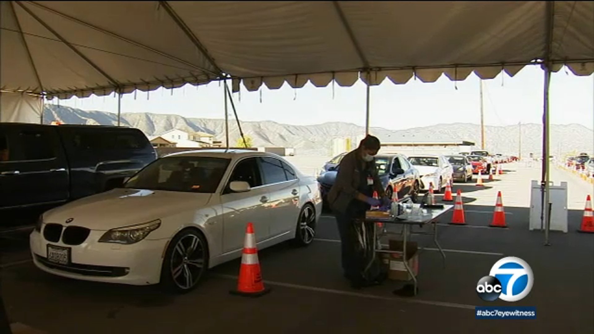 Vaccine clinic for seniors draws hundreds
