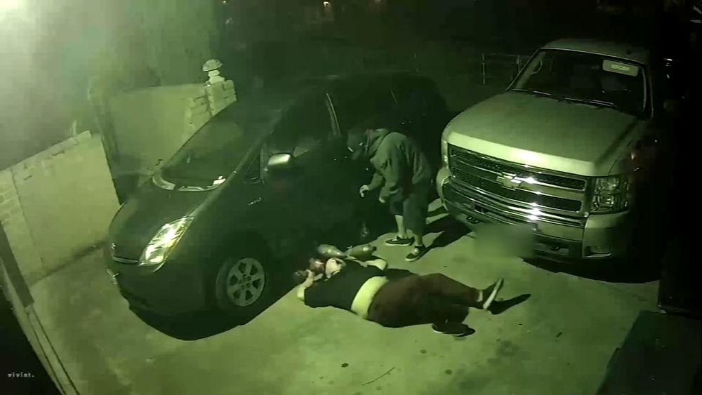 Surveillance video catches catalytic converter thieves in Fresno Co.