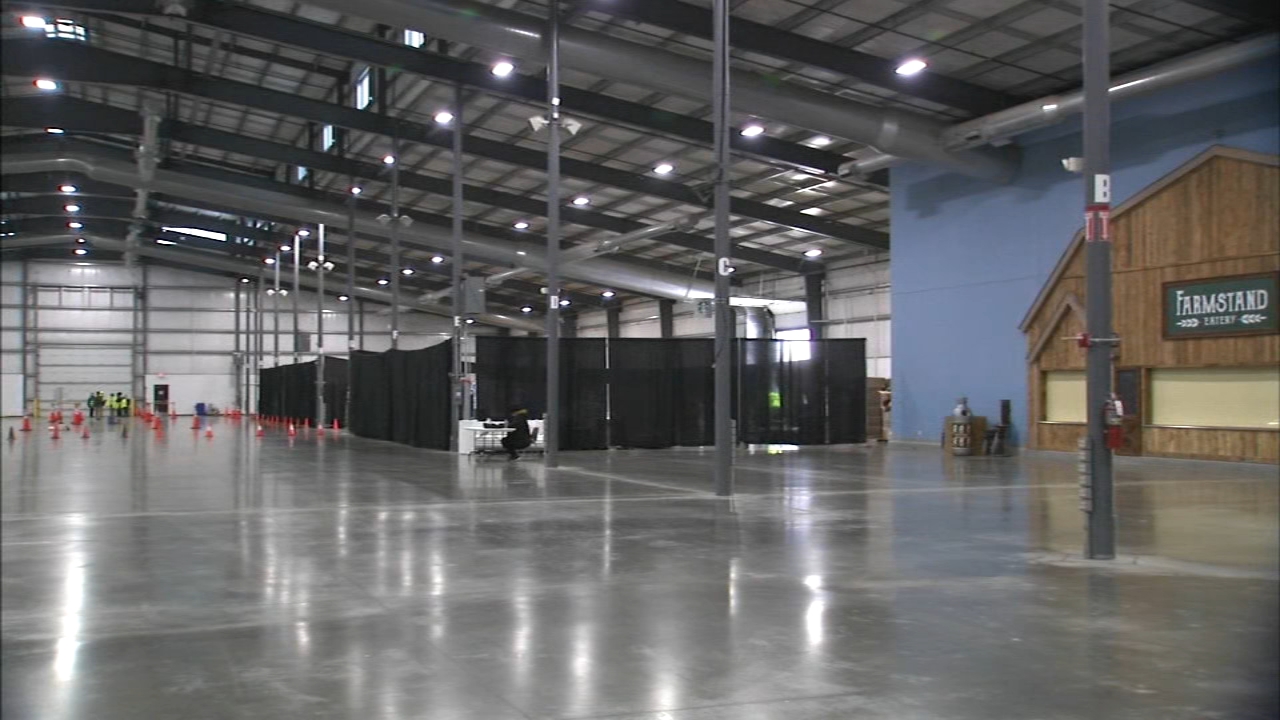 COVID-19 Illinois: Lake County mass vaccination site opens at fairgrounds for health care workers