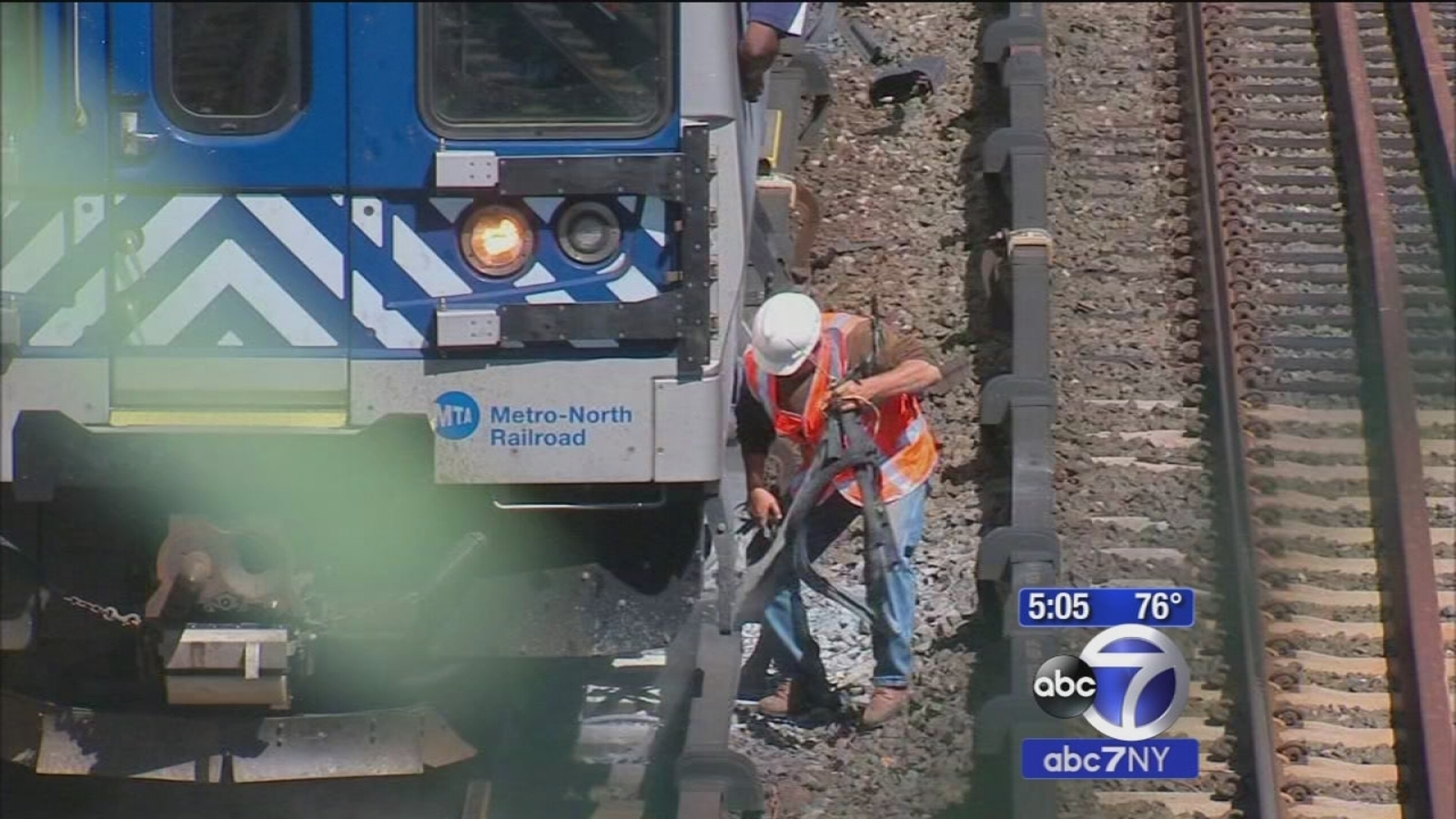 MetroNorth train evacuated after bicycle thrown on tracks in the Bronx