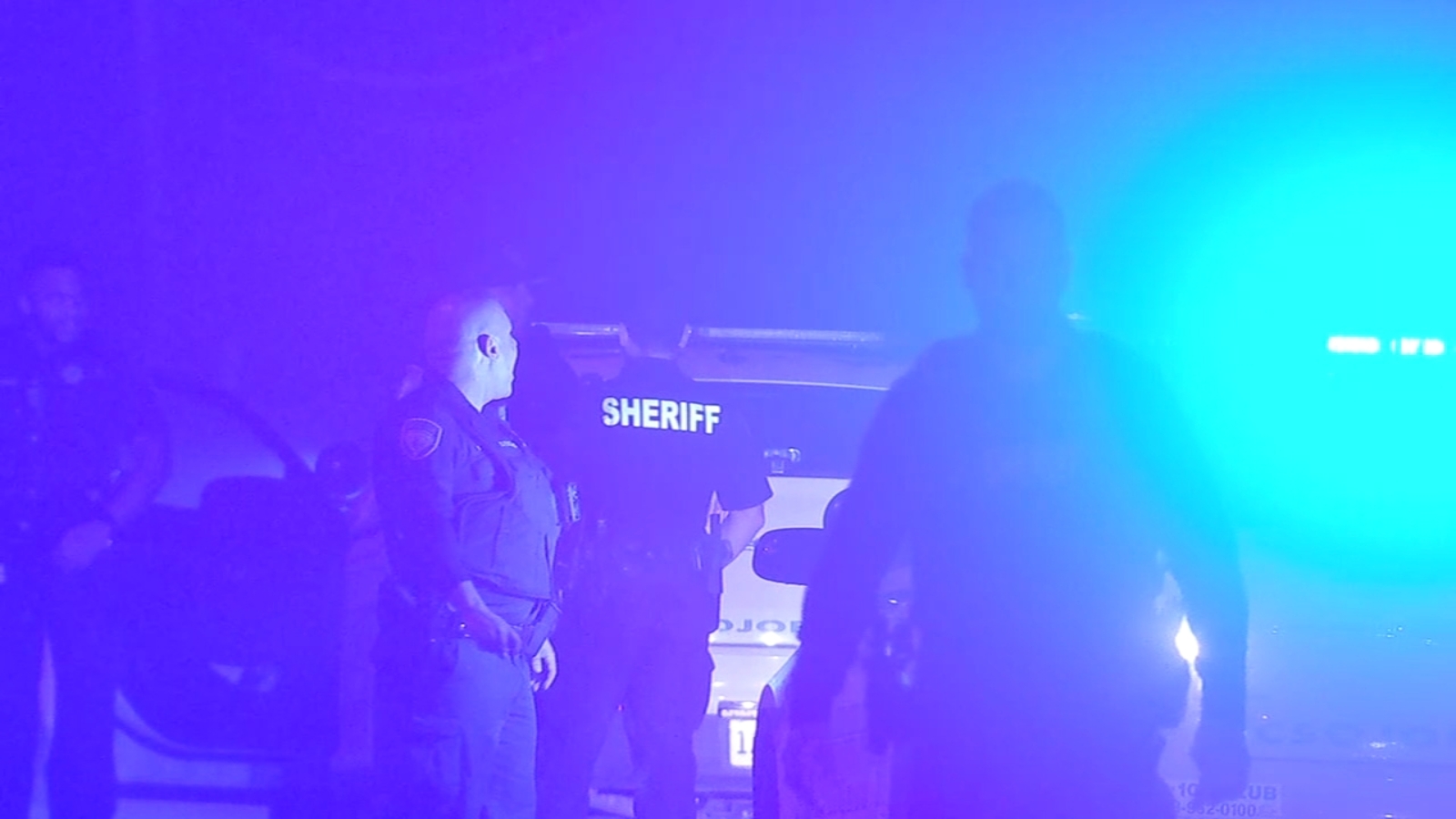 Drunk driving suspect crashes into firetruck before chase with Harris County Sheriff's deputies on Wallisville Road - Vimarsana News