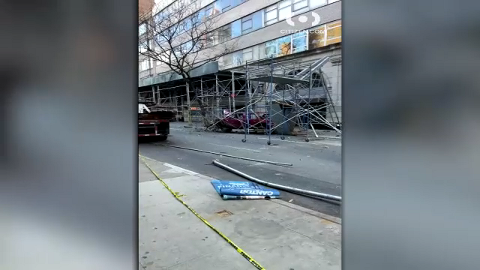 Man might need arm amputated after scaffolding crash in Midtown - Vimarsana News